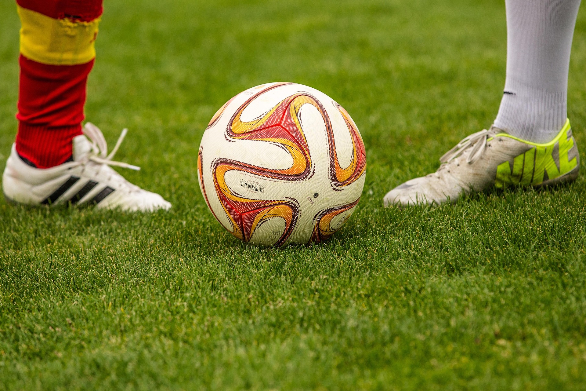 phillipkofler-soccer-1350720_1920
